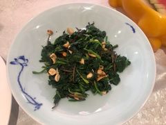 果仁菠菜-大碗居·烤鸭·鱼头泡饼(天坛东门店)