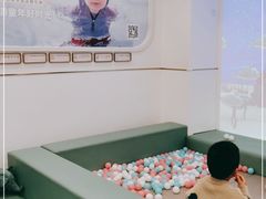 -龙格亲子游泳·水育早教运动中心(绿宝中心)