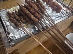 -烤满分·东北烧烤(首经贸店)