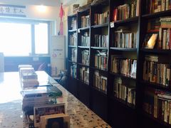 -武汉境自在書店