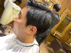 -红人馆造型世爵国际