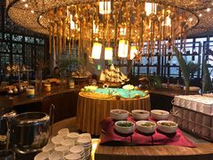 自助取餐区-融荟家和中餐厅(三亚海棠湾九号度假酒店)