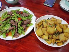 -芦茨金富饭庄·25年老字号·专做稻草鸡