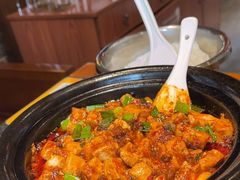 -万重锦·人文川菜馆(骡马市店)