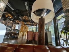 -桉树林A coffee 森林餐厅(三圣乡店)