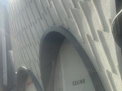 -上海尚嘉中心