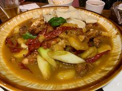 西域秘制大盘鸡-西域阿里马新疆菜·清真(桂花路店)