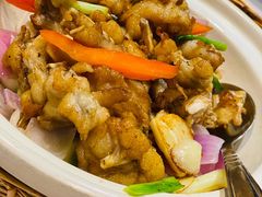 砂锅葱香蛙-南麓·浙里(外滩店)
