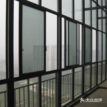 今日分享门窗安装之门窗扇与框缝隙大