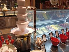 -广州万富希尔顿酒店·感趣自助餐厅·金秋蟹宴生蚝海鲜刺身