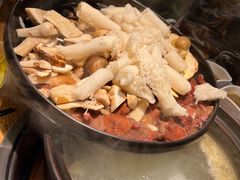 -一朵菌·野生菌探索家火锅(南亚店)