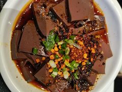 -渝是乎川渝小炒(新世界百货望京店)