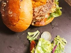 -HIGH FIVE哈福手工汉堡(桂林路店)