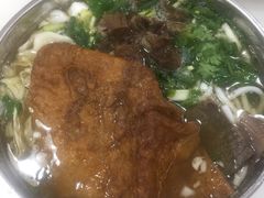 -花溪王记牛肉粉(四季花溪商场店)