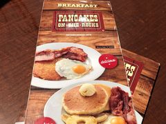 -Pancakes on the rocks(Darling Harbour)