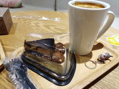 -藏猫猫咖啡主题馆(中央大道店)