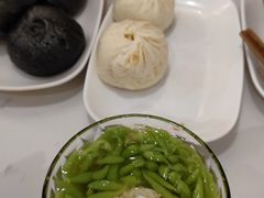 -李与白包子铺(桐梓林店)