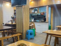 大堂-杨三娘跷脚牛肉(羊子山西路店)