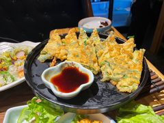 -明洞阿姨·韩式酱蟹烤肉·创意料理(三元桥店)