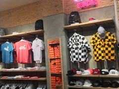 -ABC MART(心斎橋店)