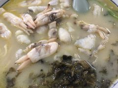 黄鱼蛏子面-明呈黄鱼面馆(斜土路店)
