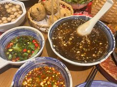 -包整·丝娃娃(一览甲秀楼风景店)