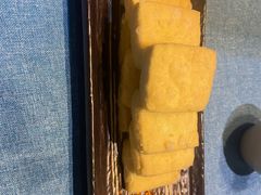 -香巴拉云南餐厅(华莱坞店)