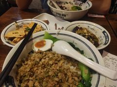 -黑白电视长沙小吃(悦汇城店)