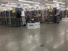 -迪卡侬(燕山店)