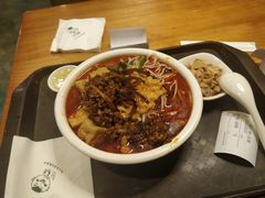 -水平有限螺蛳粉(宏达大厦店)