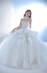 -洋洋婚纱品牌集合店