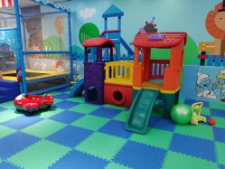 -爱婴室(上海浦建路店)