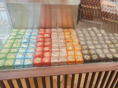 -Laderach 莱德拉(上海环贸iapm店)