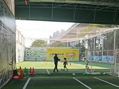 -飞梦少儿足球培训(塘桥校区)