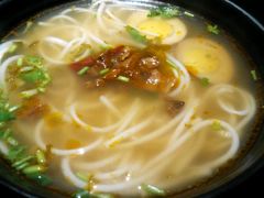 -花溪巷牛肉粉(泉城路店)