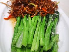 鲍菇菜心-忆江南·生态餐饮宴会酒店