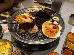 -草家酱蟹炭火烤肉店(珲春南路一店)
