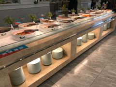 自助取餐区-绿岛港轩海鲜烤肉涮锅自助餐厅