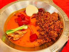 -山城年华老火锅(玉林店)