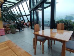 -四月吧餐厅(正阳步行街店)
