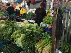 -七宝蔬菜农副产品综合交易市场-停车场