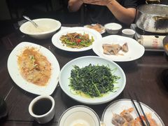 -梅花香里大酒店(郁金香路店)