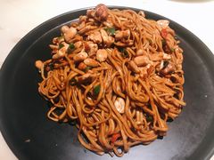 -佬麻雀·新湘菜(珠海金发购物中心店)