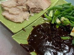 -金卯白肉罩火烧