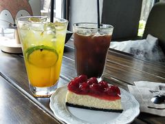 -新沙洞咖啡(泉乐坊店)