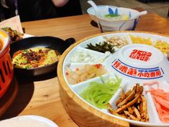-怪噜范·老贵阳街头名小吃(汇金星力城店)