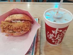 -塔斯汀中国汉堡(江南万达店)
