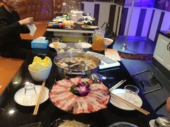 -唯爱KTV聚会餐厅(仙林东城汇店)