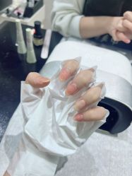 -进巍美甲美睫