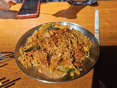 -京狮炙燥·精酿烧烤(首经贸店)